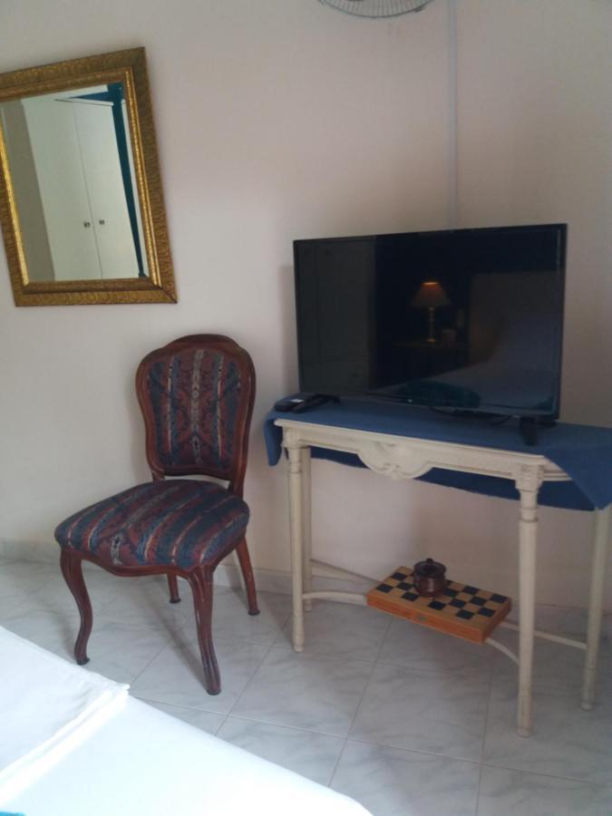 Forest & Sea Apartment Poros Town Екстер'єр фото